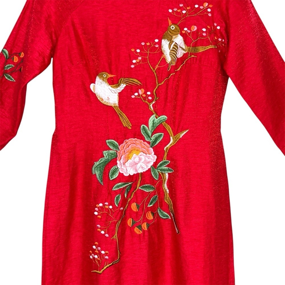 Amirossi Vietnamese Red Ao Dai - Picture 2 of 6